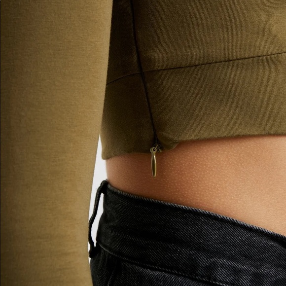 Tiger Mist ‘Shecki’ Cutout Cropped Top - Picture 7 of 9